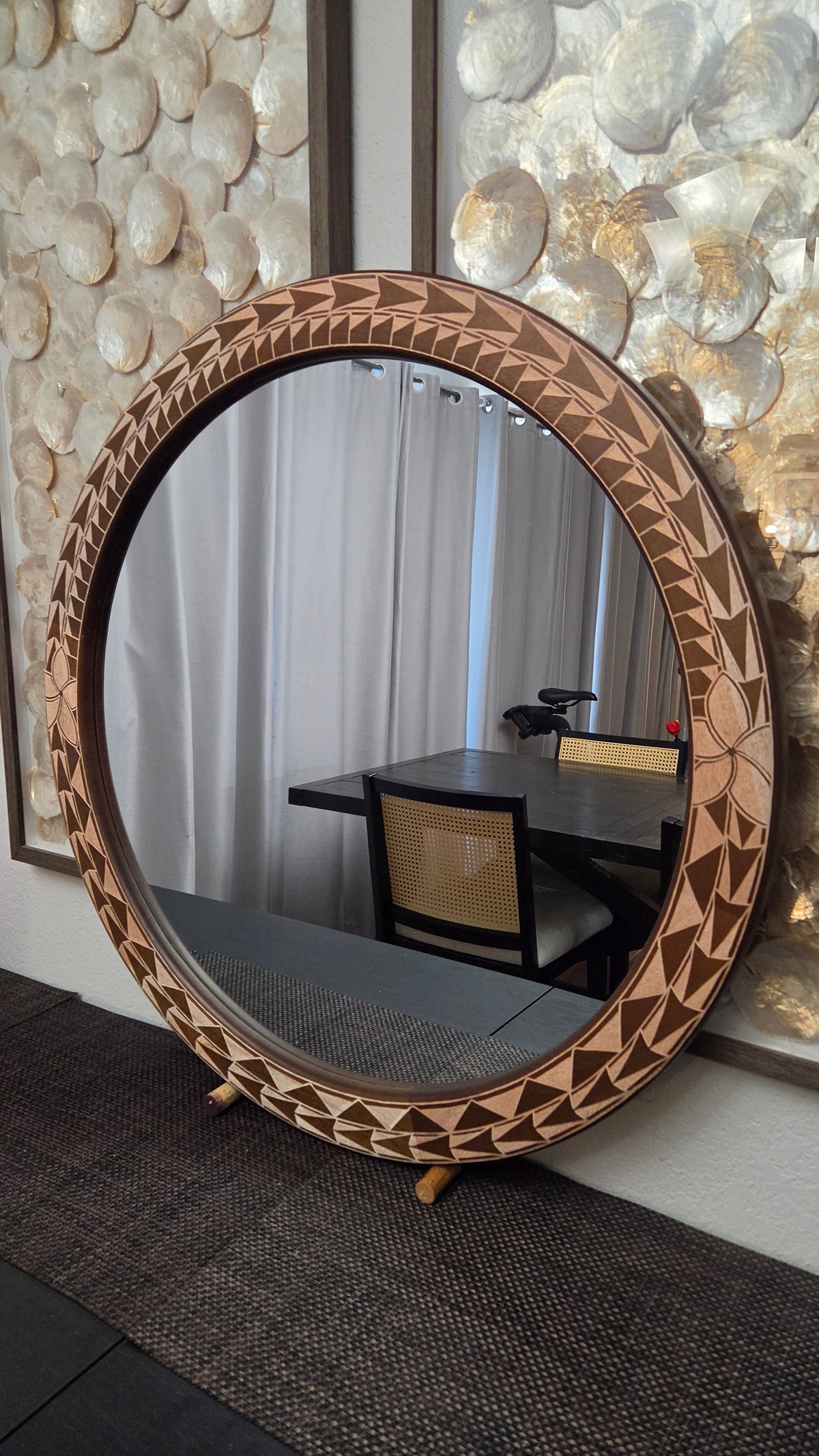 New! 30-inch mirror